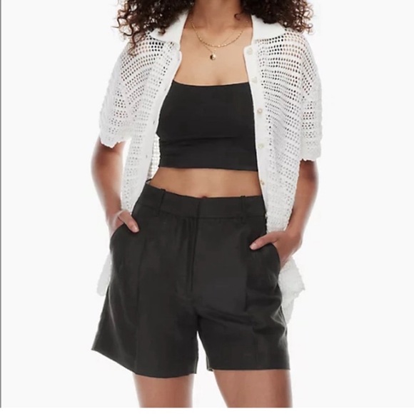 Aritzia Wilfred Black Fable Linen Tencel Shorts 5" size 6 - Picture 1 of 13